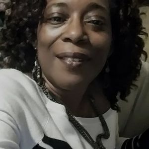 Meet your Posher, Rose